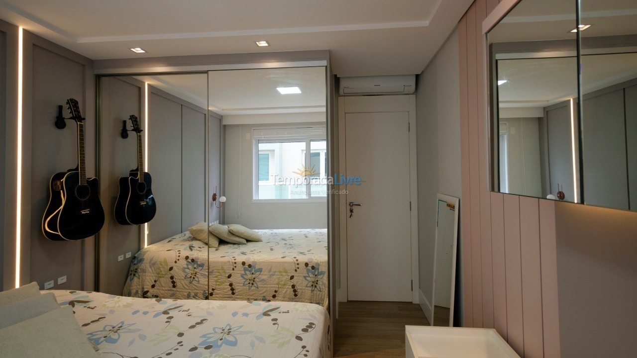 Apartamento para aluguel de temporada em Bombinhas (Praia de Bombas)