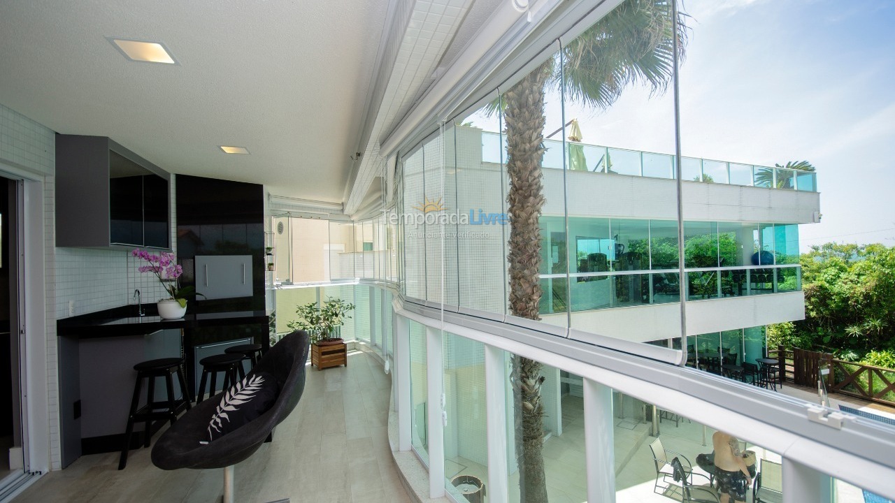 Apartamento para aluguel de temporada em Bombinhas (Praia de Bombas)