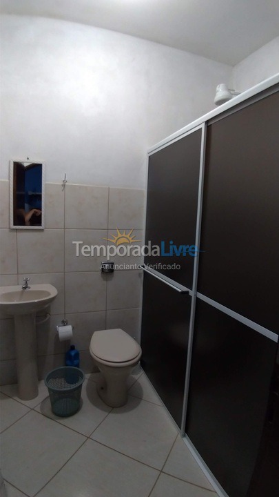 Casa para aluguel de temporada em Caraguatatuba (Massaguaçu)