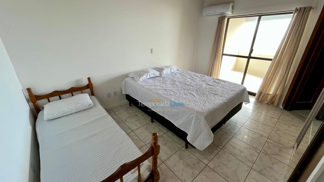 Apartamento para aluguel de temporada em Itapema (Meia Praia)