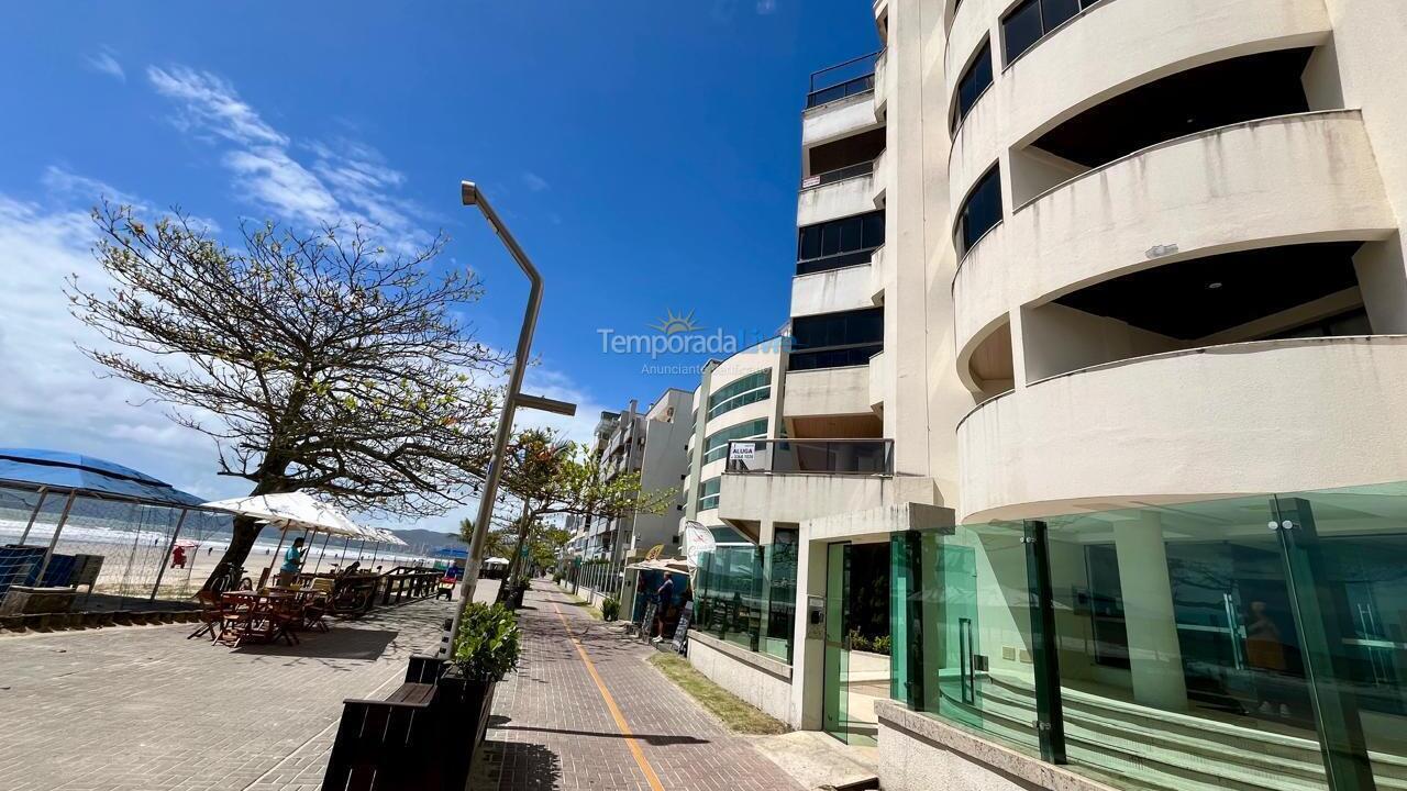 Apartamento para aluguel de temporada em Itapema (Meia Praia)