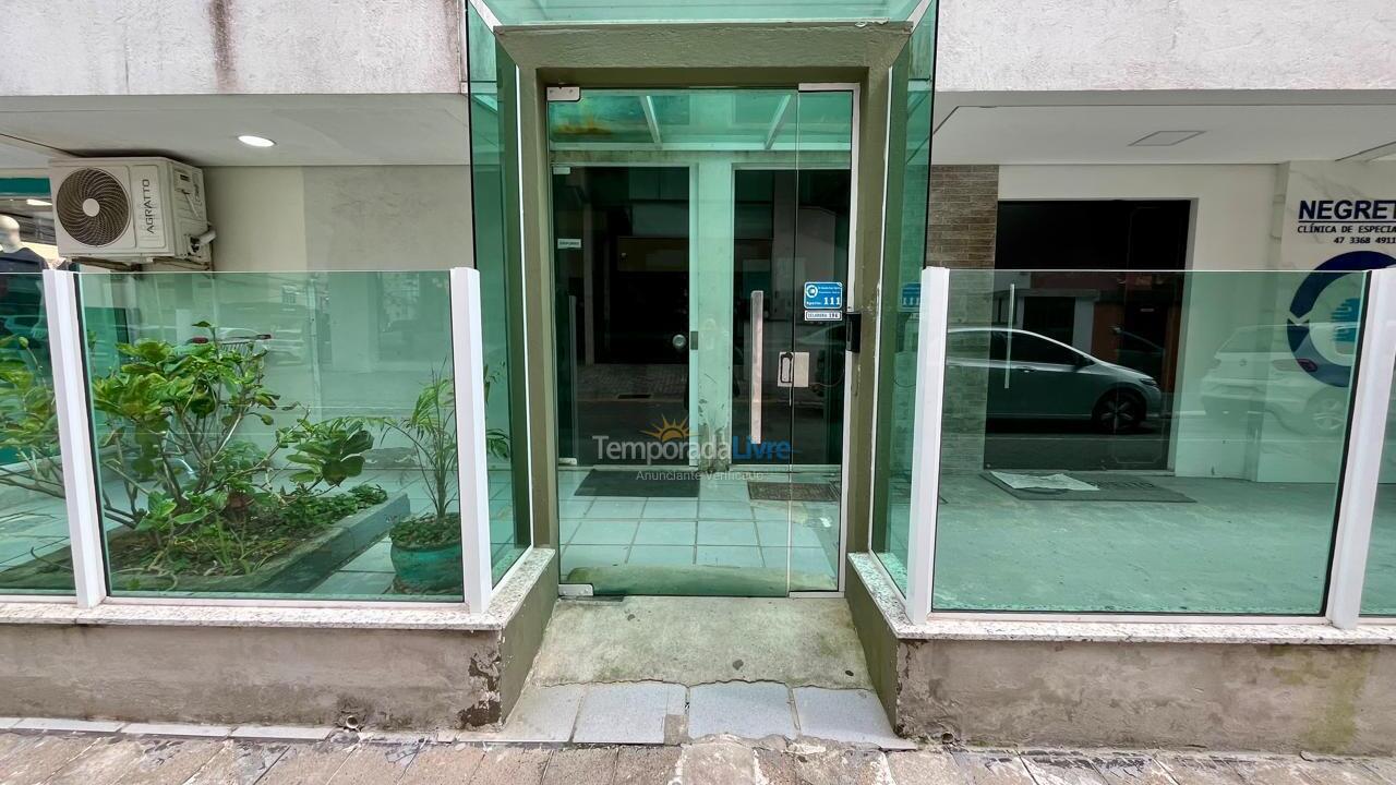 Apartamento para alquiler de vacaciones em Itapema (Meia Praia)