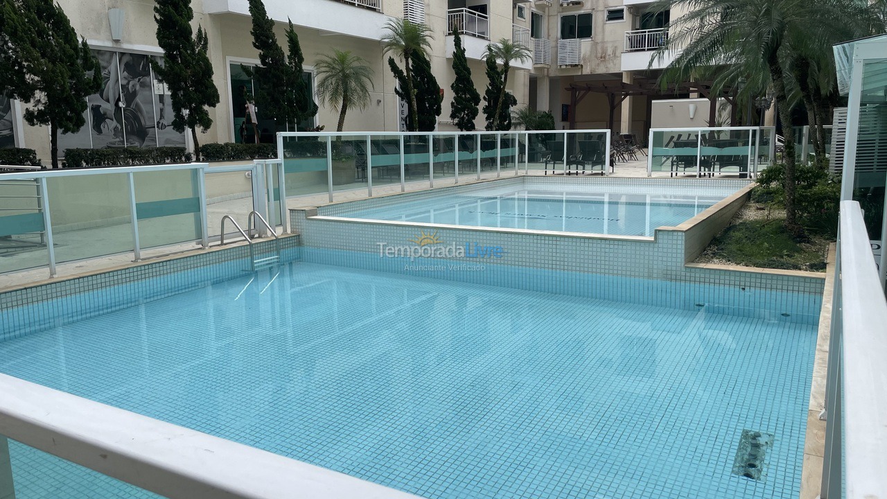 Apartamento para aluguel de temporada em Bombinhas (Praia de Bombas)