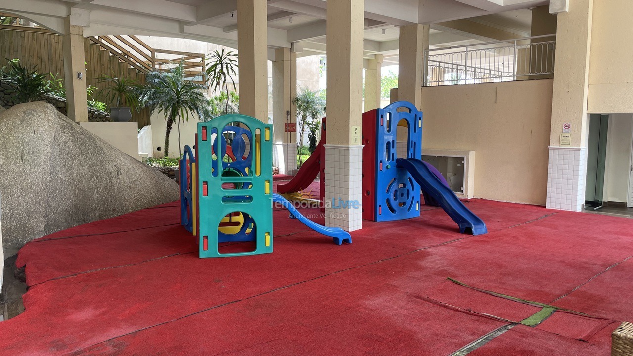 Apartamento para aluguel de temporada em Bombinhas (Praia de Bombas)