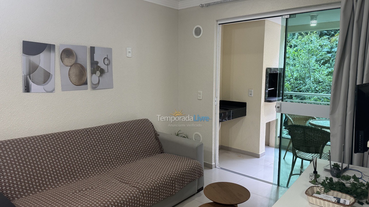 Apartamento para aluguel de temporada em Bombinhas (Praia de Bombas)