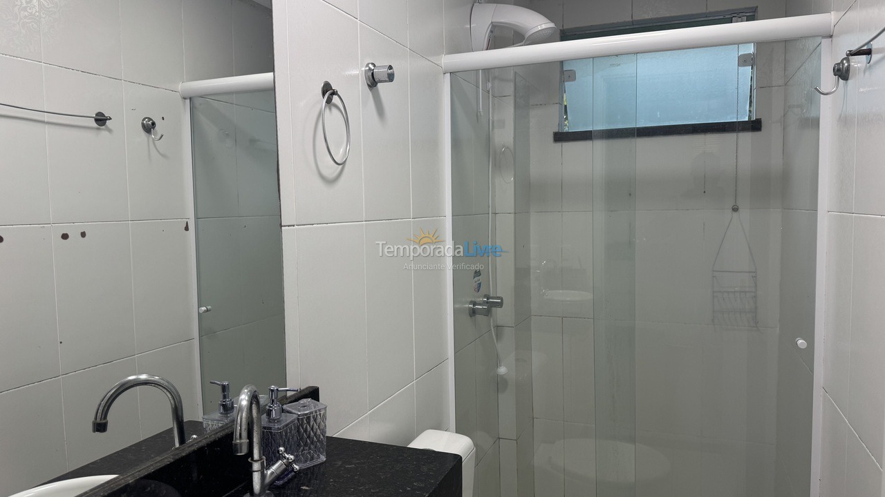 Apartamento para aluguel de temporada em Bombinhas (Praia de Bombas)