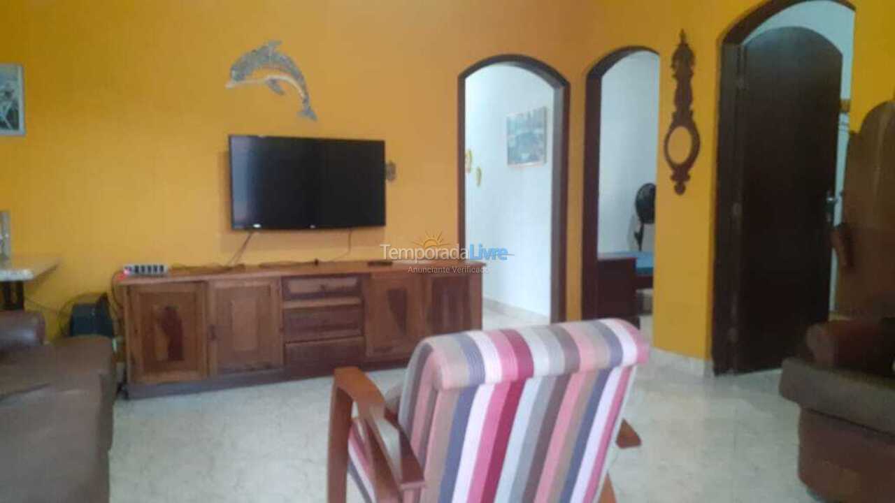 Casa para aluguel de temporada em Caraguatatuba (Massaguaçu)