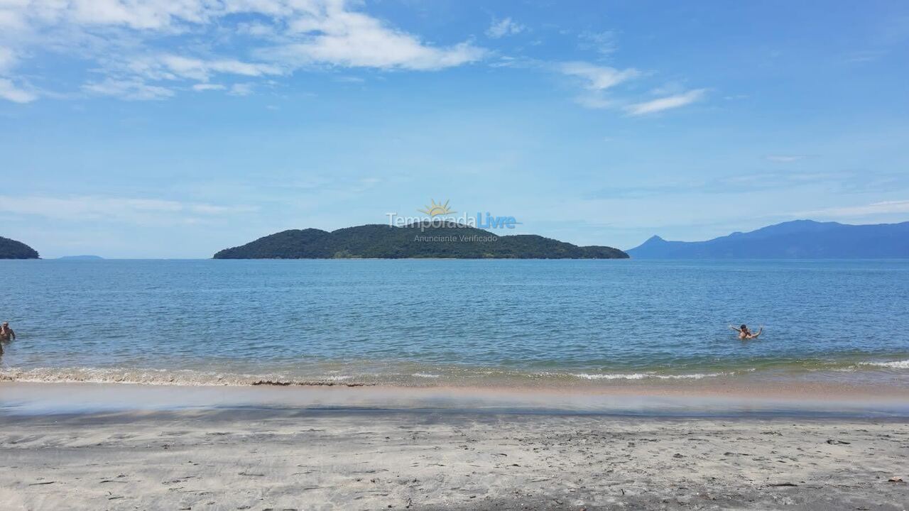Casa para aluguel de temporada em Caraguatatuba (Massaguaçu)