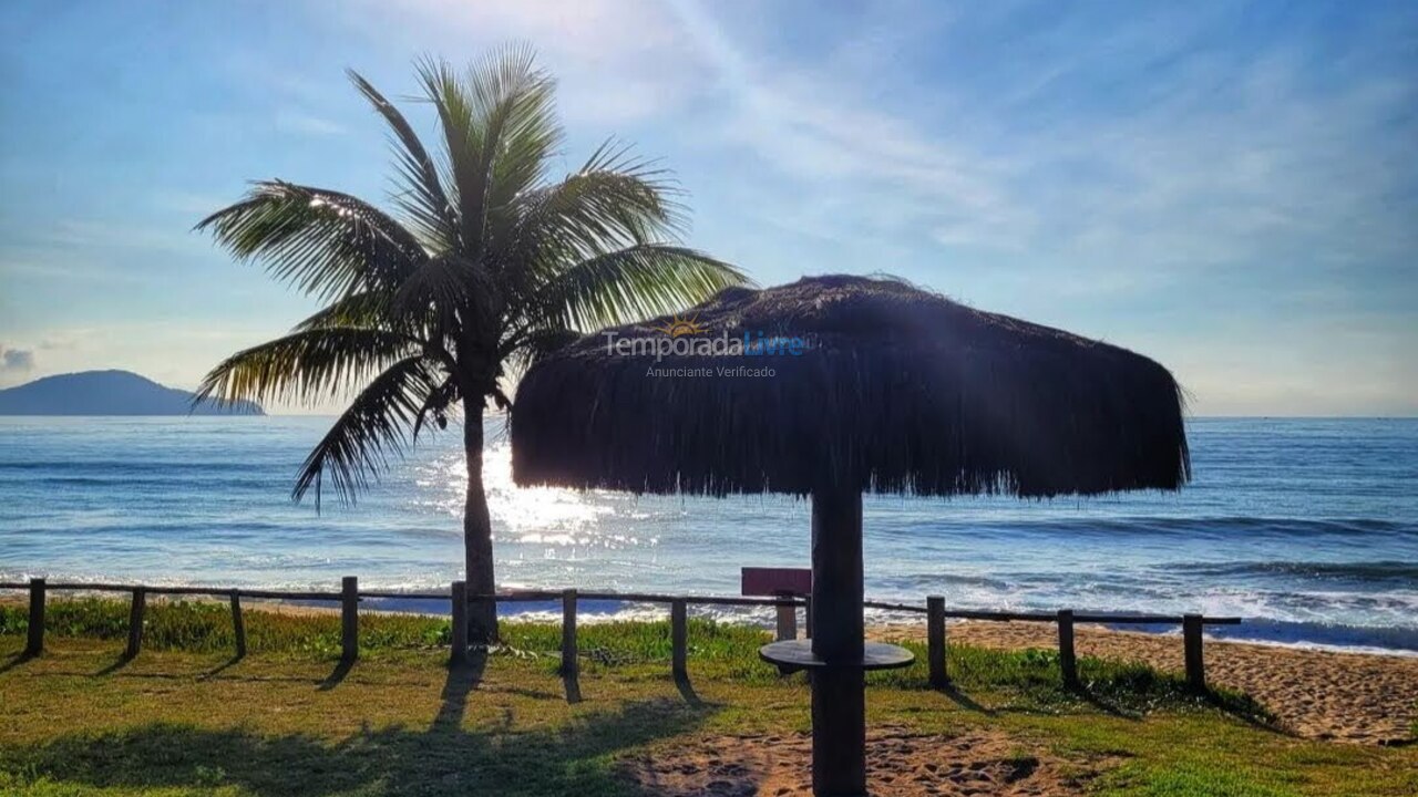 Casa para aluguel de temporada em Caraguatatuba (Massaguaçu)