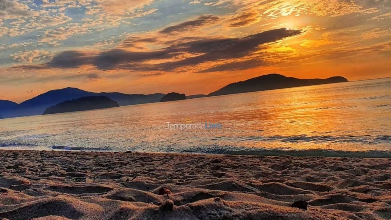 Casa para aluguel de temporada em Caraguatatuba (Massaguaçu)