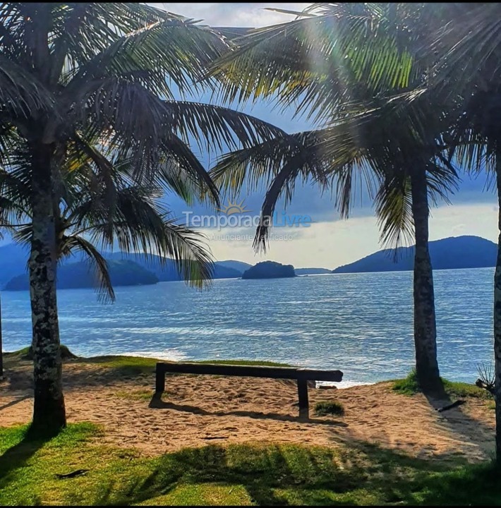 Casa para aluguel de temporada em Caraguatatuba (Massaguaçu)