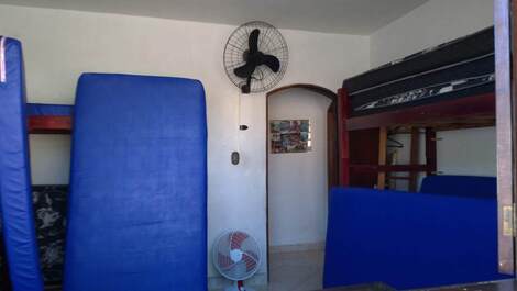 CARAGUATATUBA ALUGUEL POR TEMPORADA CASA TÉRREA 14 PESSOAS