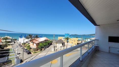 Apartamento para alugar em Bombinhas - Praia de Bombas