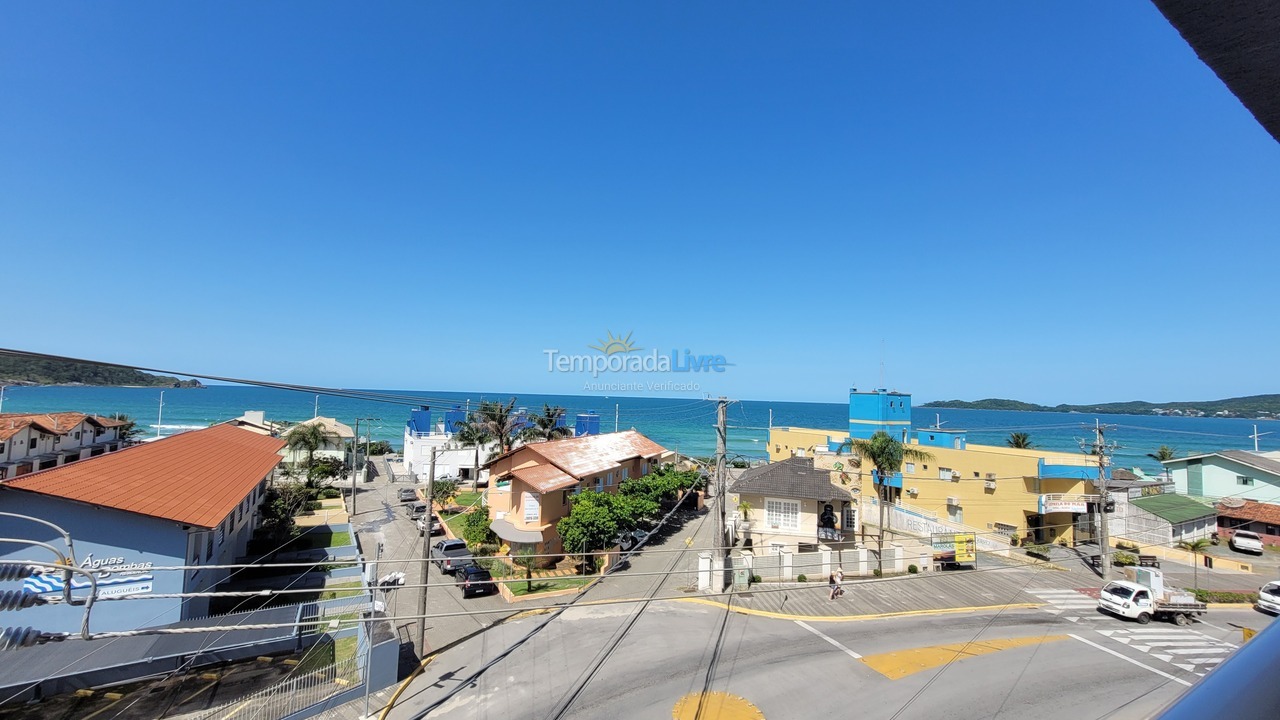 Apartamento para aluguel de temporada em Bombinhas (Praia de Bombas)