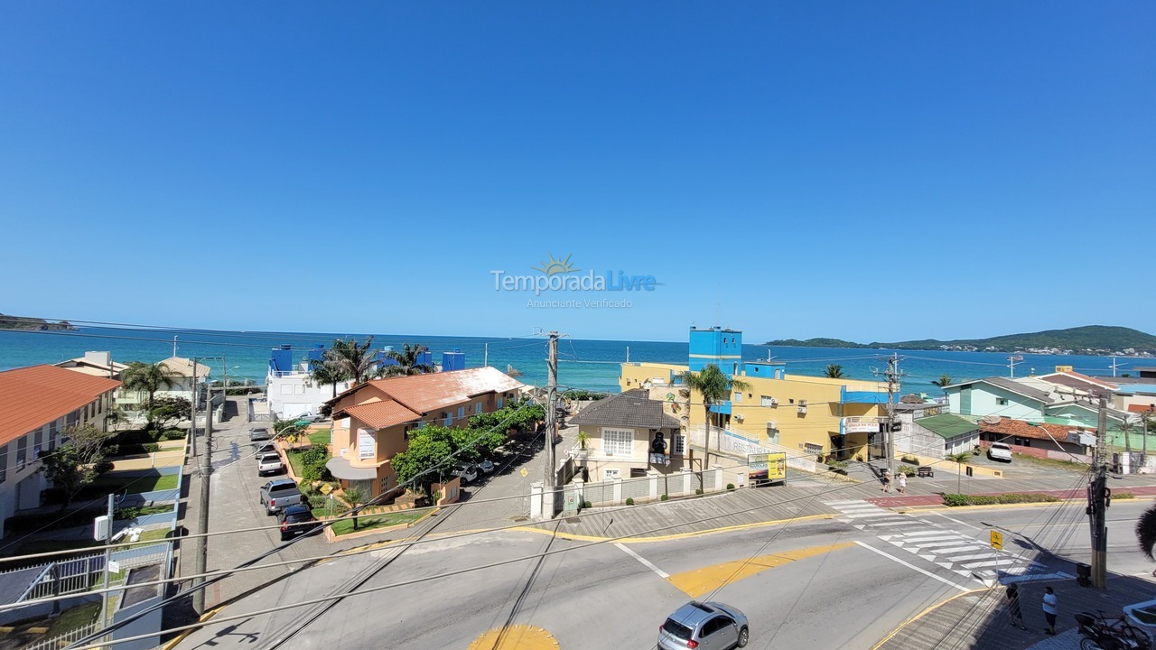 Apartamento para aluguel de temporada em Bombinhas (Praia de Bombas)