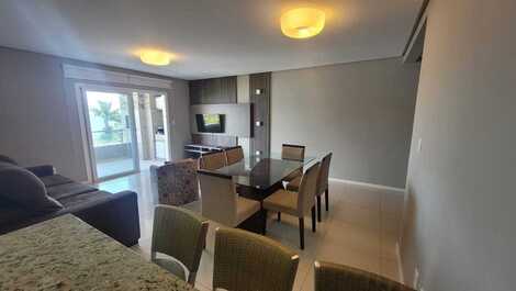 Beautiful apartment with panoramic sea views