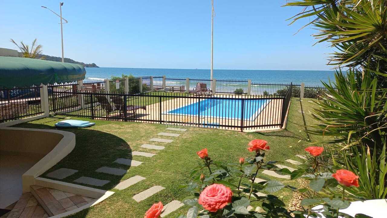 Apartment for vacation rental in Bombinhas (Praia de Bombas)