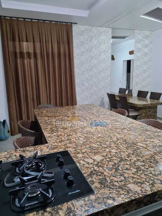 Apartment for vacation rental in Bombinhas (Praia de Bombas)