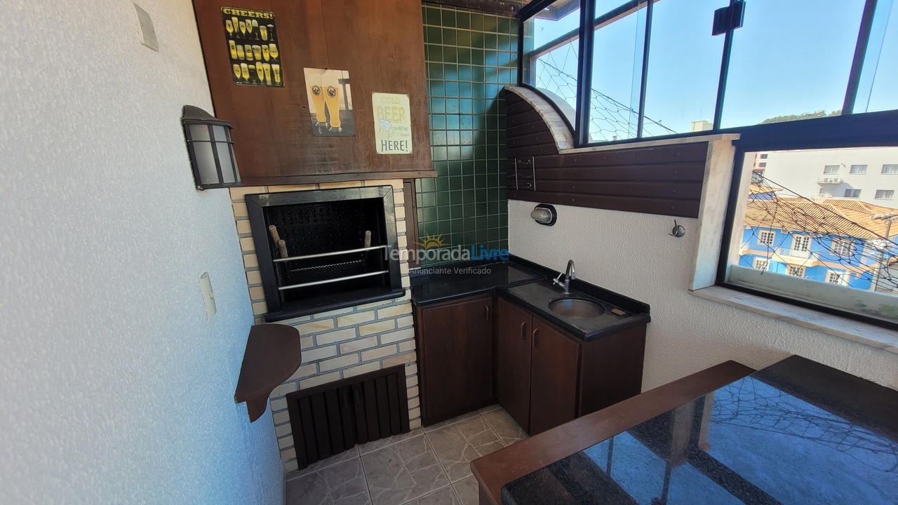 Apartamento para alquiler de vacaciones em Bombinhas (Praia de Bombas)