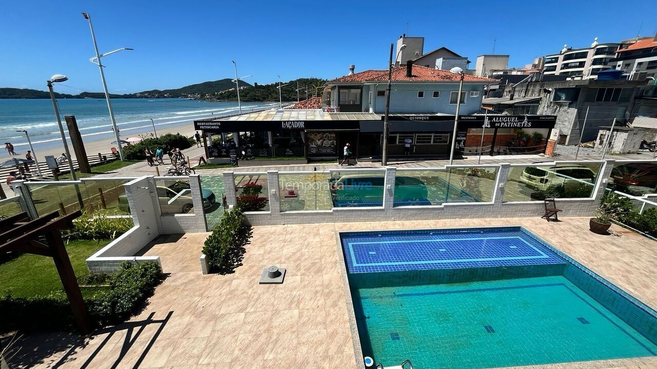 Apartment for vacation rental in Bombinhas (Praia de Bombas)