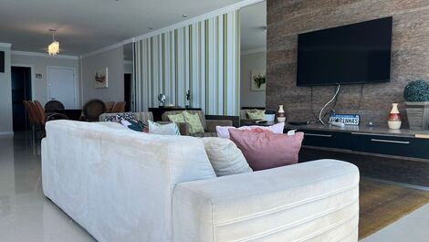 Apartment in Beira Mar Bombas beach Bombinhas SC