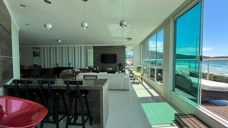 Apartment in Beira Mar Bombas beach Bombinhas SC