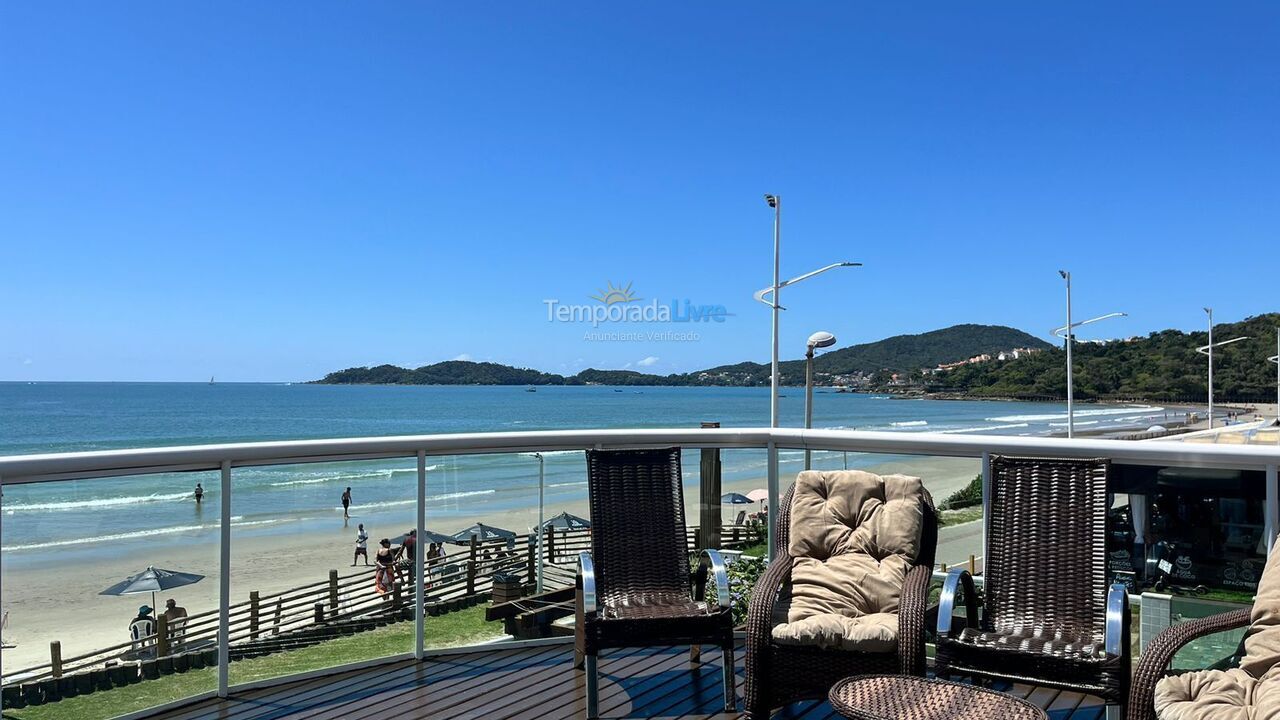 Apartment for vacation rental in Bombinhas (Praia de Bombas)