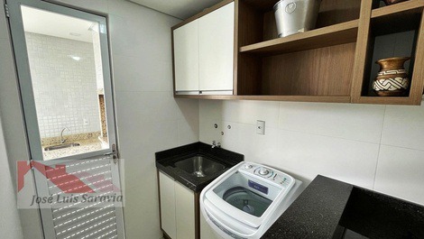 Excelente departamento nuevo con muebles a medida y 2 estacionamientos