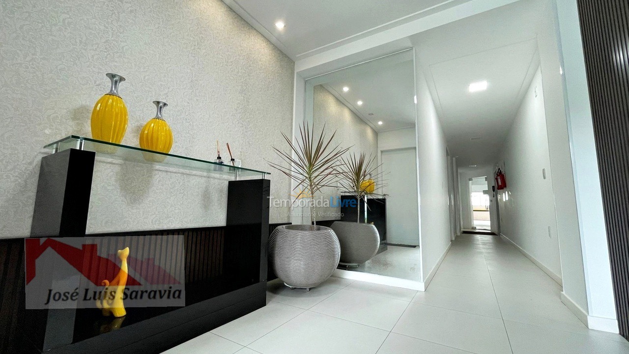 Apartamento para alquiler de vacaciones em Bombinhas (Praia de Bombas)