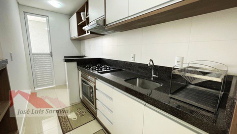 Excelente departamento nuevo con muebles a medida y 2 estacionamientos