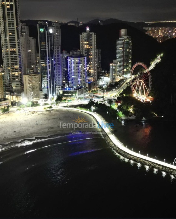 Apartamento para aluguel de temporada em Balneário Camboriú (Centro)