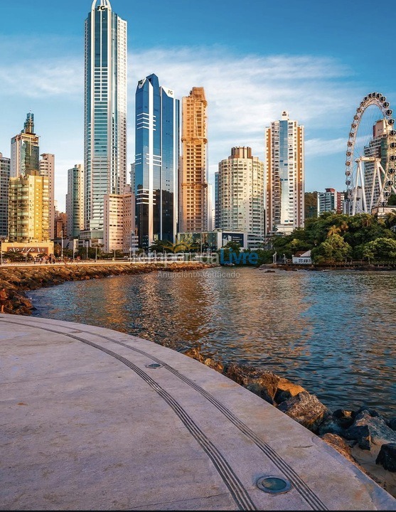 Apartamento para aluguel de temporada em Balneário Camboriú (Centro)