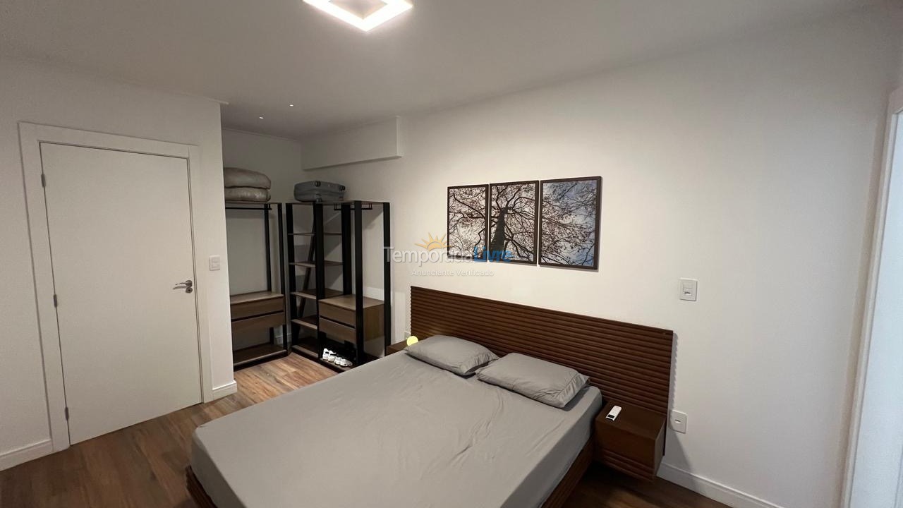 Apartment for vacation rental in Bombinhas (Mariscal)