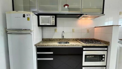 Apartamento 02 dormitórios com ar condicionado para 6 pessoas