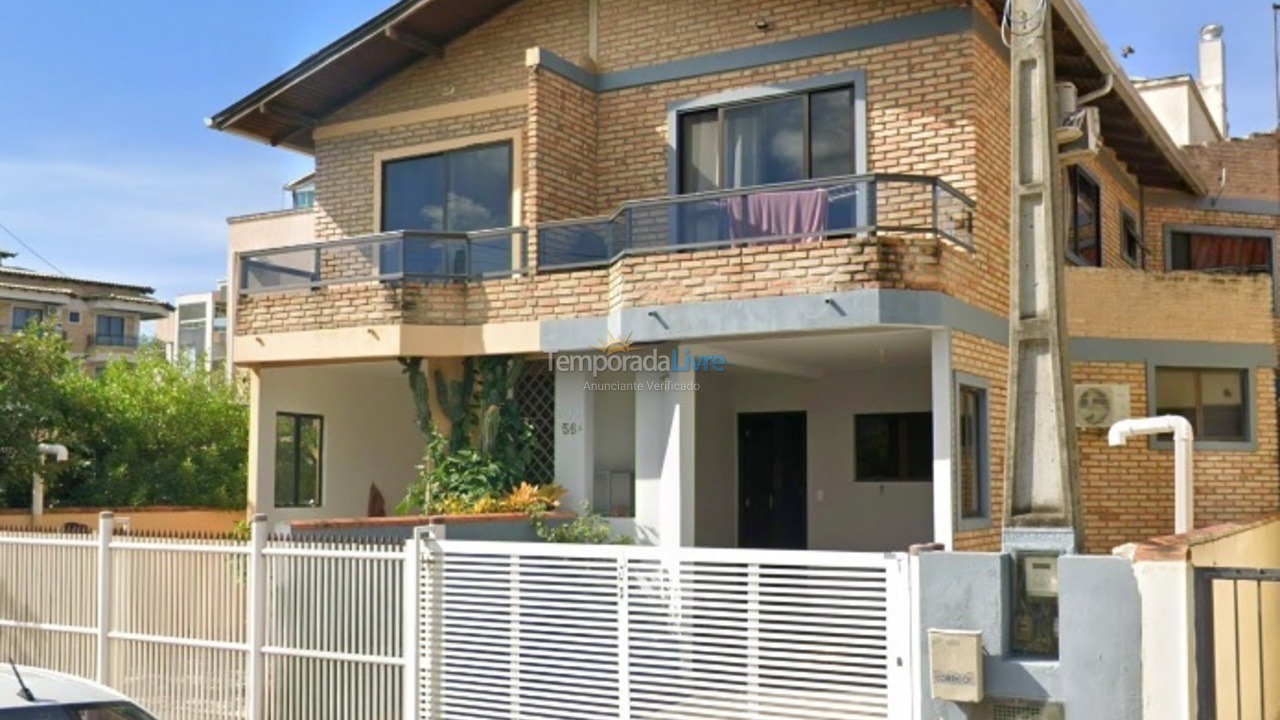Casa para aluguel de temporada em Bombinhas (Canto Grande)