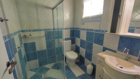 APTO 02 DORM. WIFI,AR CONDICIONADO,ELEVADOR, 80 METROS DA PRAIA DE CTG