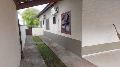 Casa de 3 dormitorios en condominio Salga en la playa de Lagoinha - Ubatuba