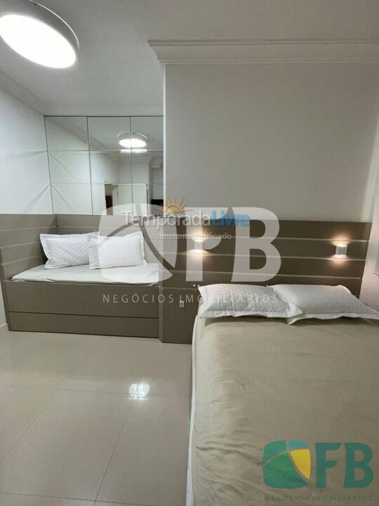 Apartamento para aluguel de temporada em Itapema (Meia Praia)