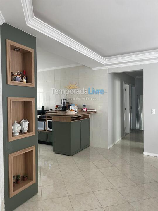 Apartment for vacation rental in Itapema (Meia Praia)