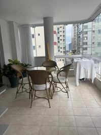 Spacious and comfortable apartment in Meia-Praia!