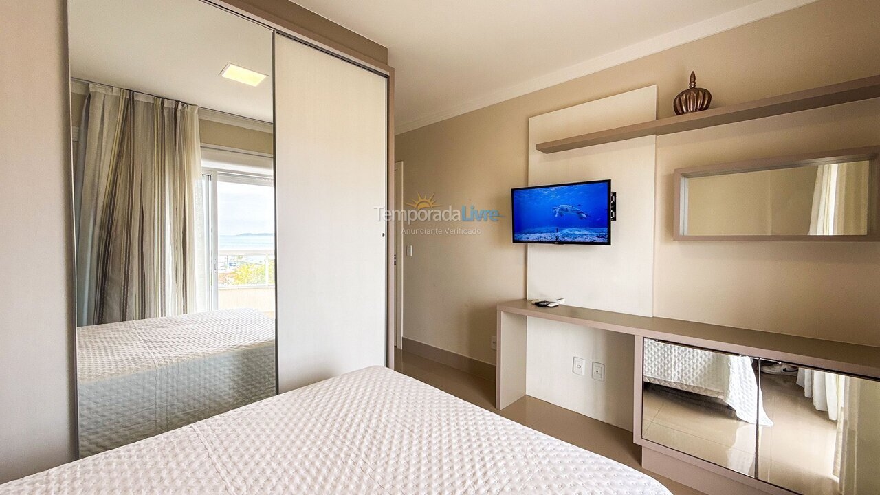 Apartamento para aluguel de temporada em Bombinhas (Praia de Quatro Ilhas)