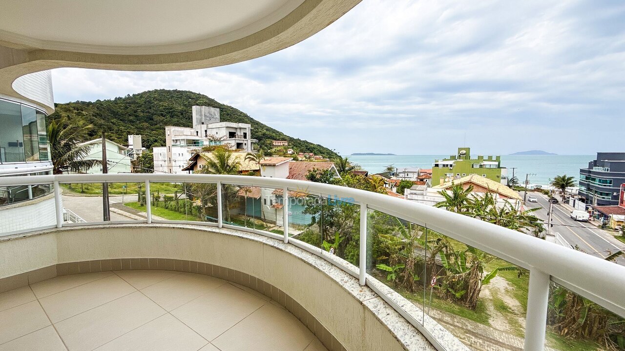 Apartamento para aluguel de temporada em Bombinhas (Praia de Quatro Ilhas)