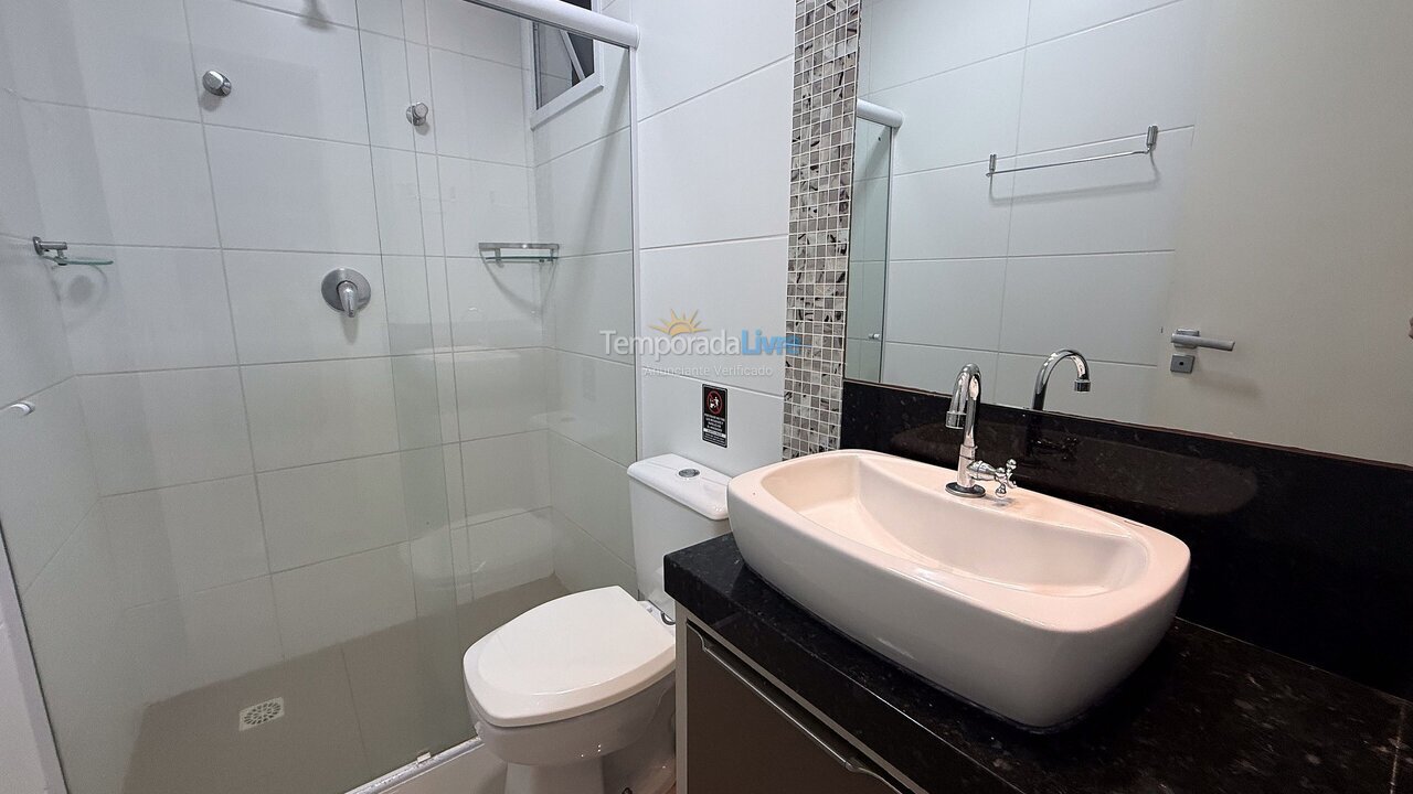 Apartamento para aluguel de temporada em Bombinhas (Praia de Quatro Ilhas)