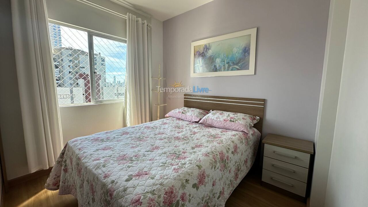 Apartamento para aluguel de temporada em Balneário Camboriú (Centro)