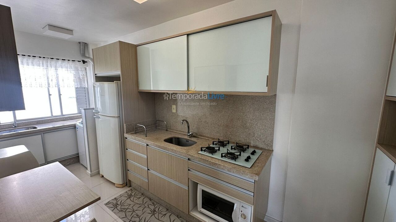 Apartamento para aluguel de temporada em Balneário Camboriú (Centro)