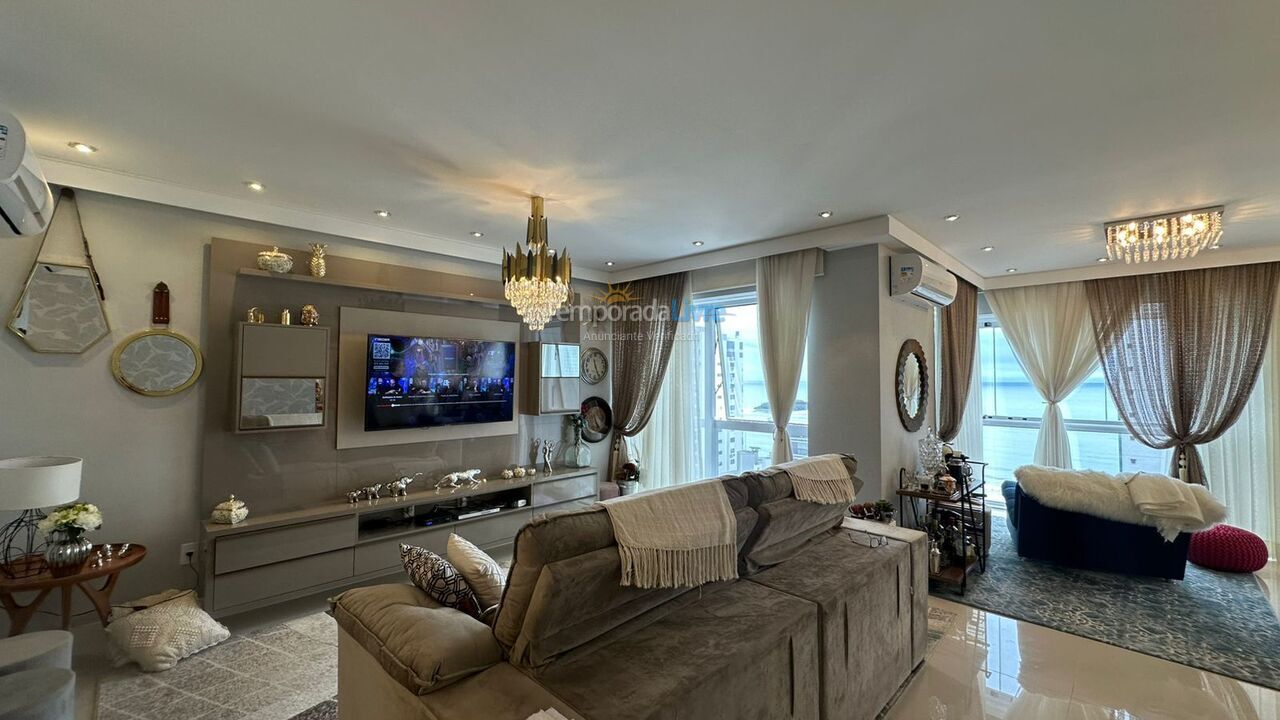 Apartment for vacation rental in Balneário Camboriú (Centro)