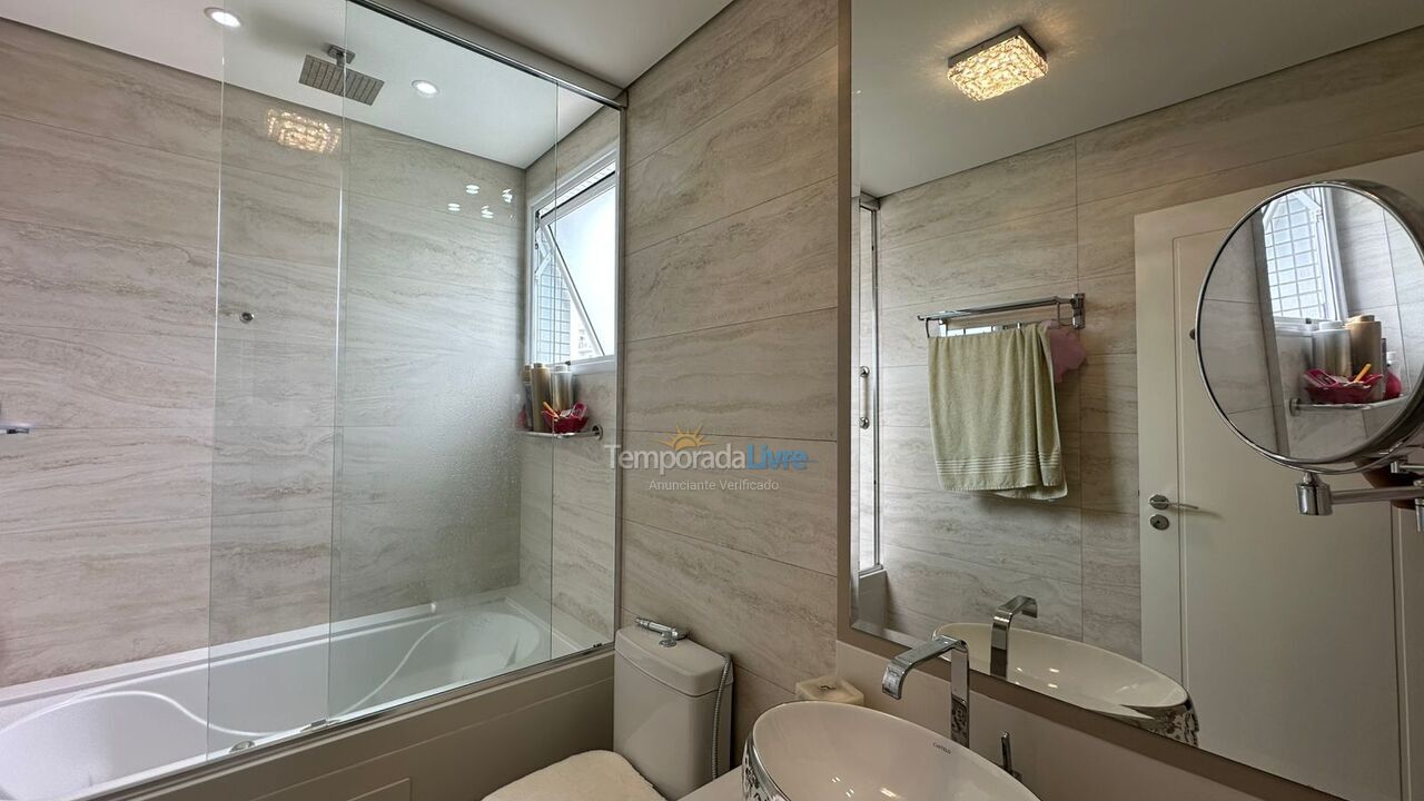 Apartment for vacation rental in Balneário Camboriú (Centro)