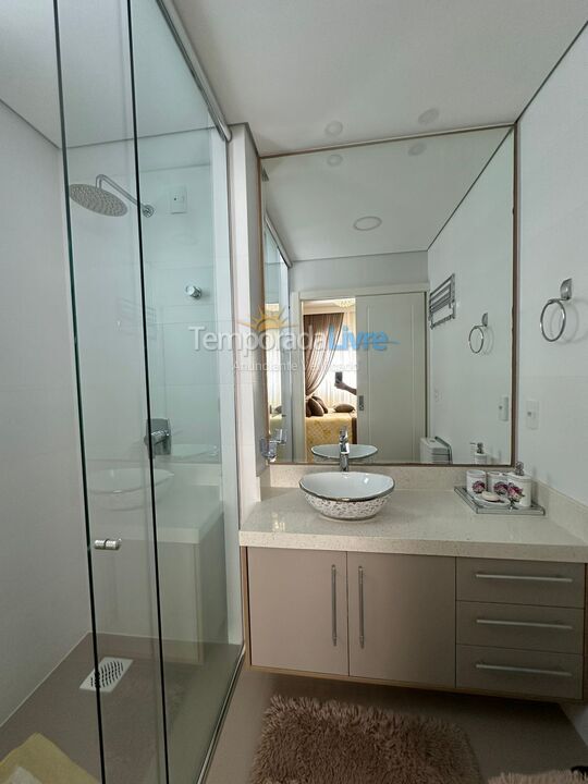 Apartment for vacation rental in Balneário Camboriú (Centro)