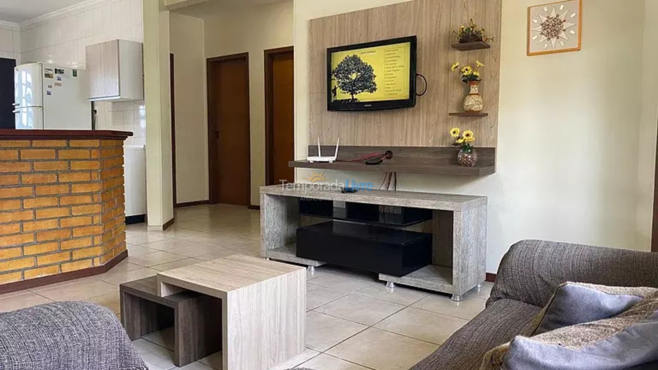 Casa para alquiler de vacaciones em Bombinhas (Praia de Bombas)