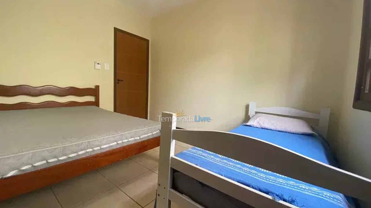 Casa para alquiler de vacaciones em Bombinhas (Praia de Bombas)